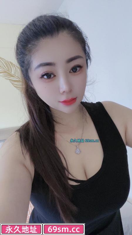 大胸骚女金莲后花园