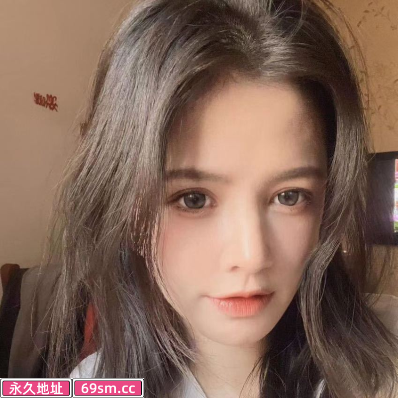 卡子门小婉