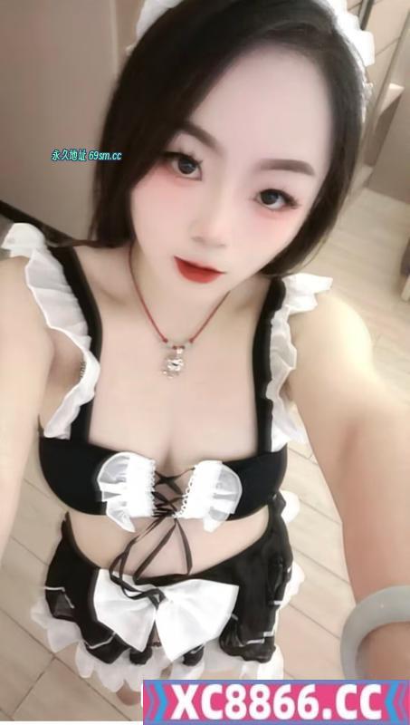 情绪价值到位的小美女
