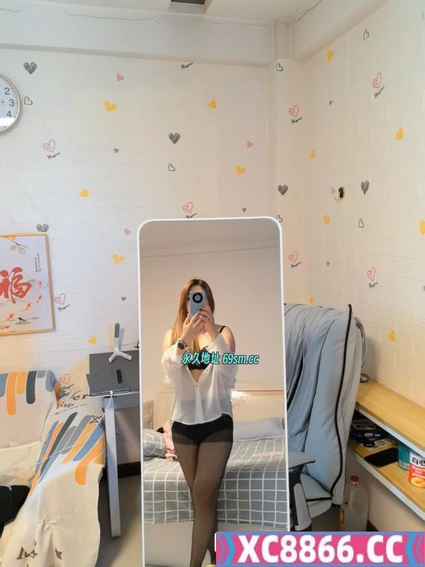 反差型小骚妇