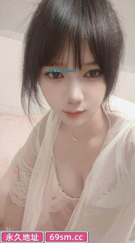 龙华小雪肤白妹