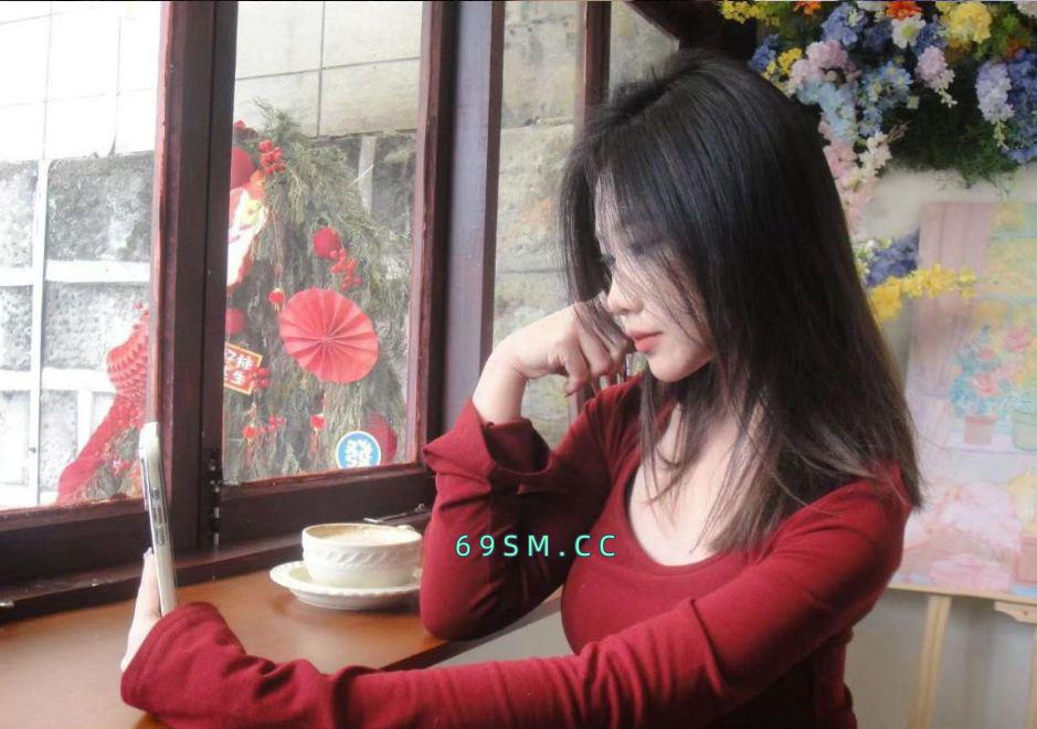 后入打桩小萝莉