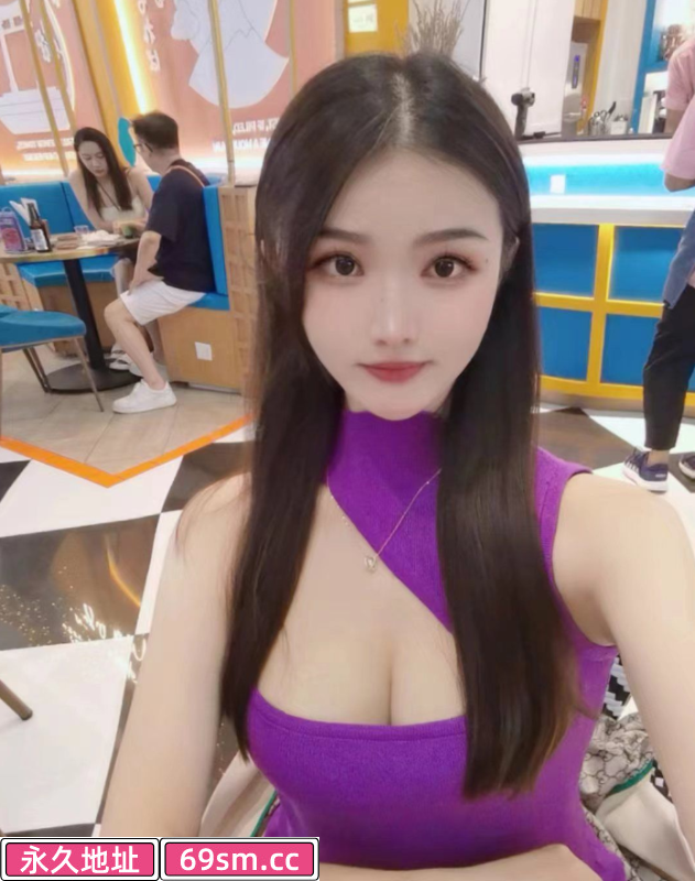 高端美女依依