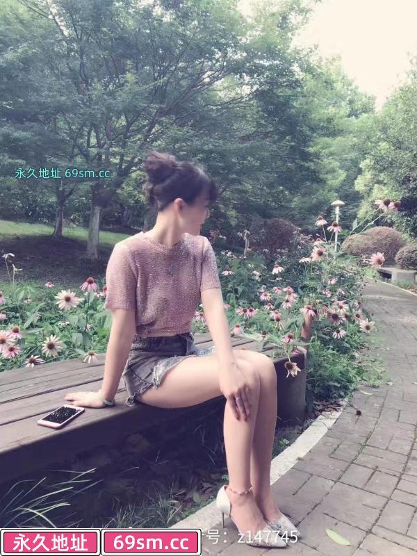 鼓楼黑丝性感少妇