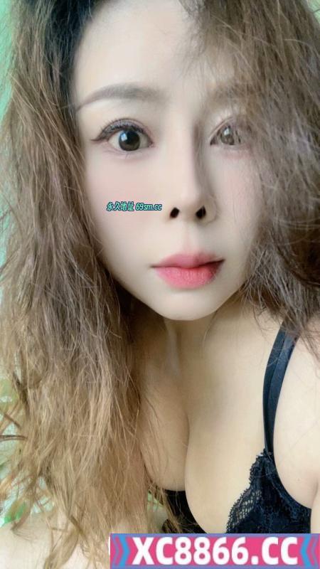 南信大附近大奶熟妇