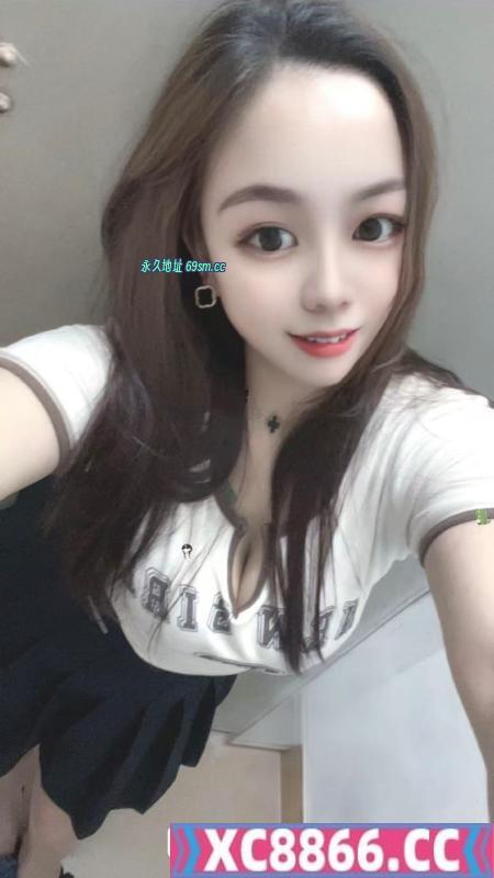 服务系舌吻骚妇