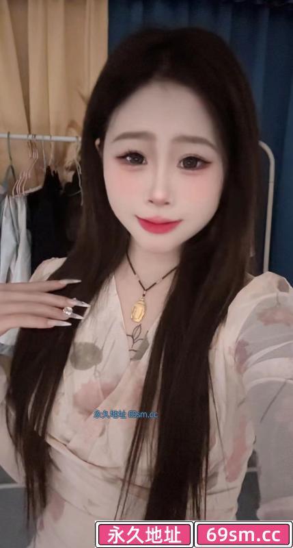 很调皮的小姐姐
