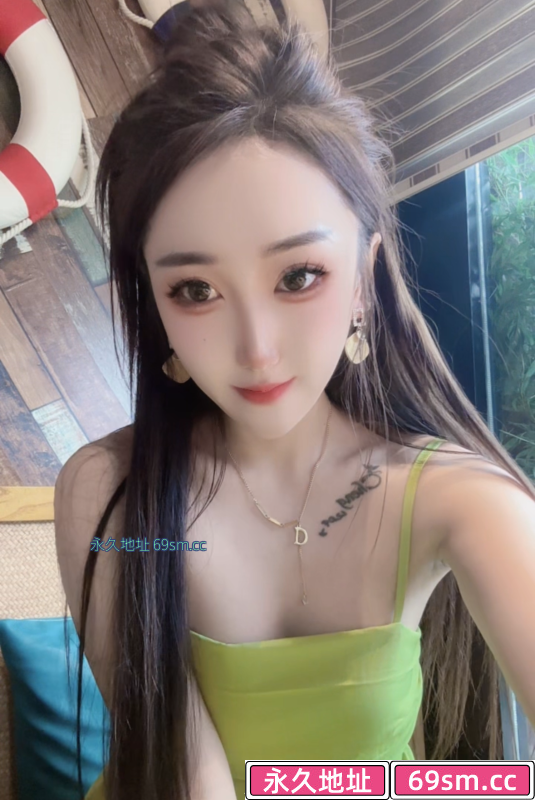 铁西吸精女孩