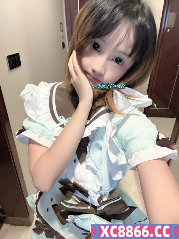 菲比cos乖巧萝莉