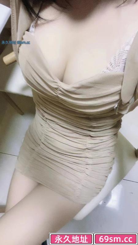 大胸小点点