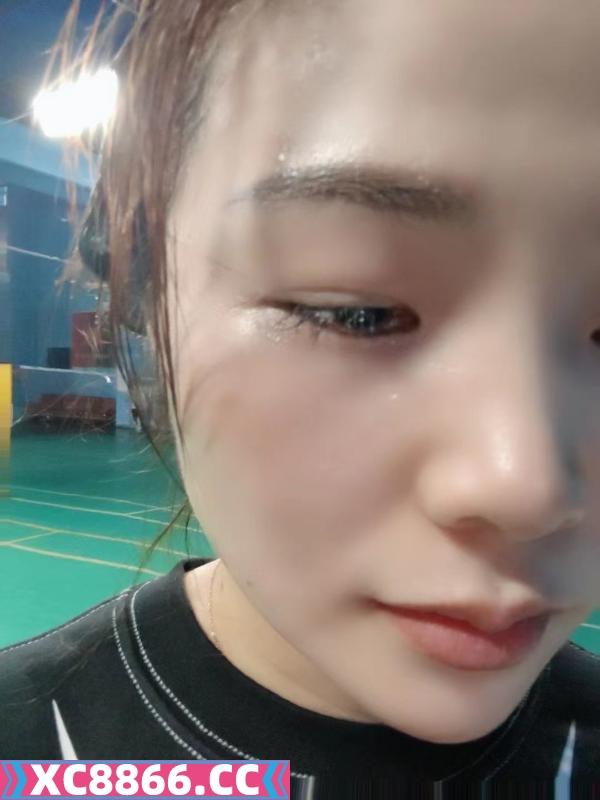 兼职健身小姐姐依依