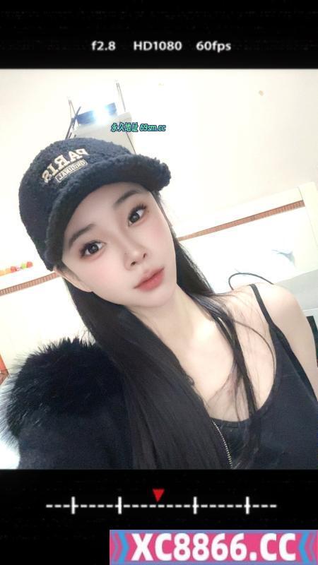 惠城舌吻蜜桃臀靓妹