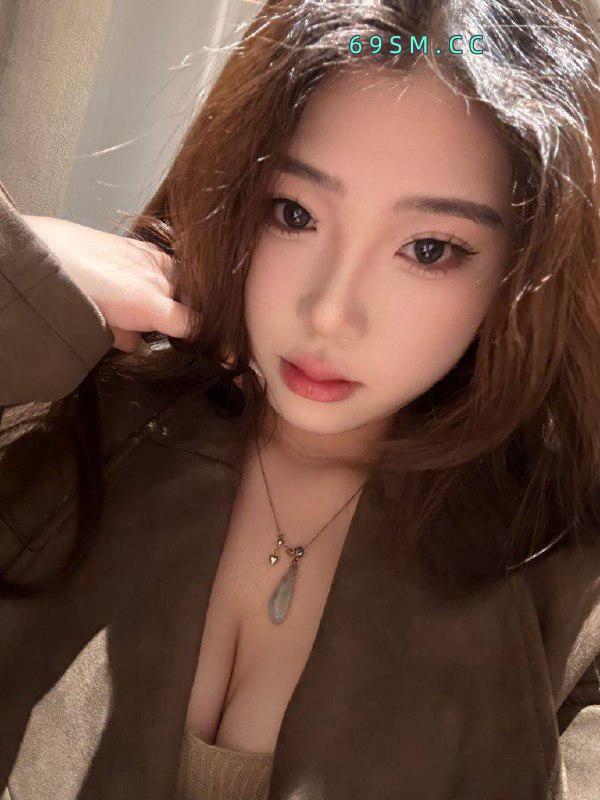 清纯水多妹子