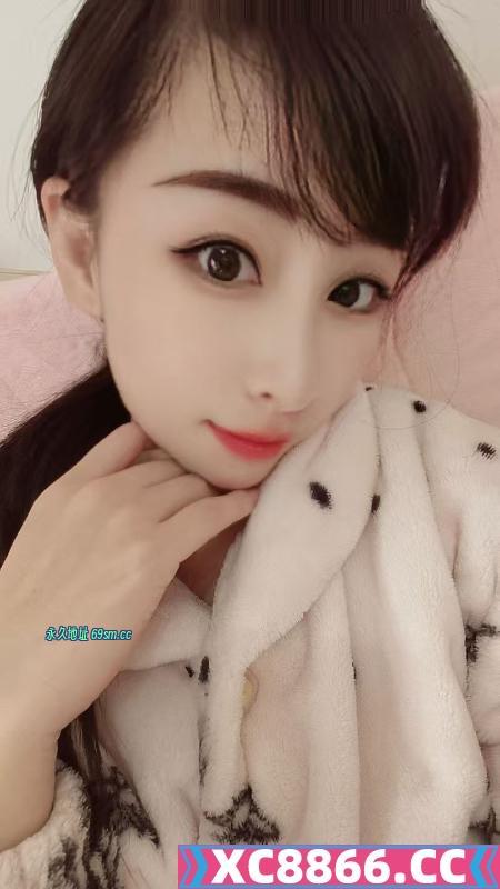 光谷翘臀
