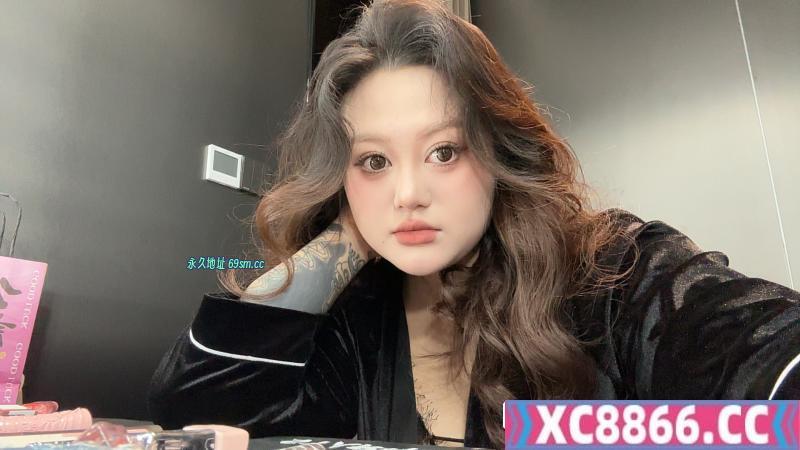 馒头户型小姐姐