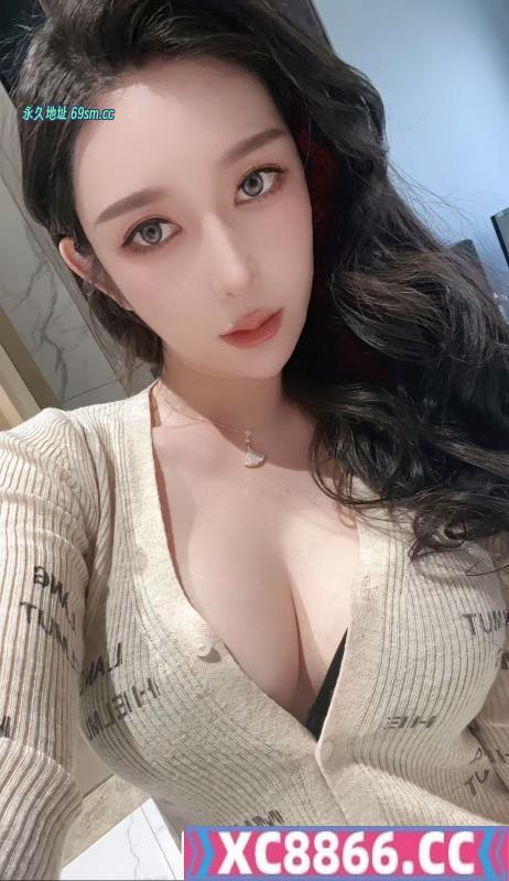 丰满肥臀桃子姐