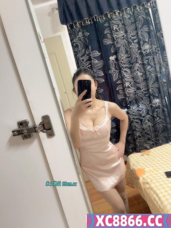角门性感中小活妹子