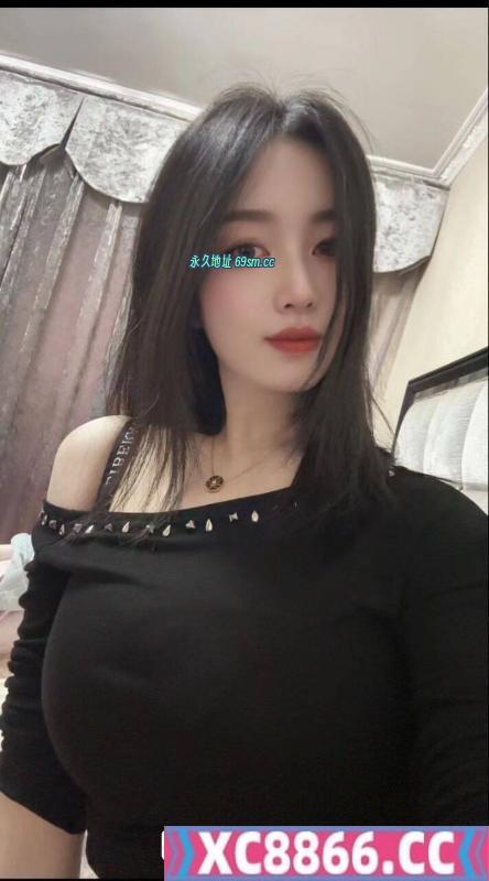 丰满高挑小少妇