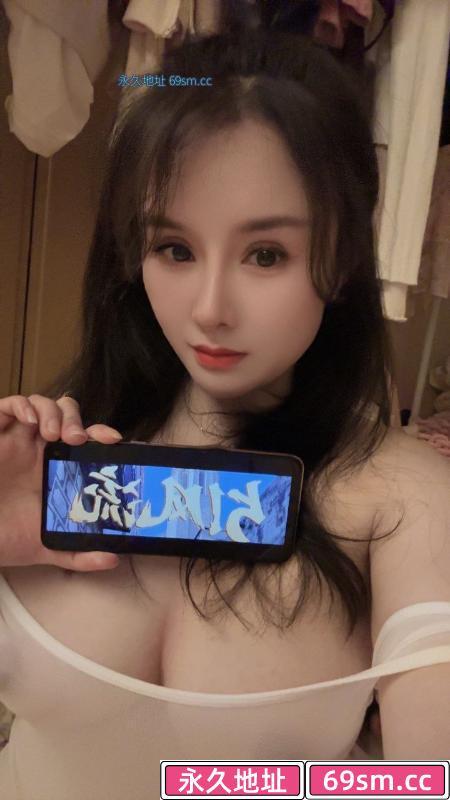 后背女骑妮妮