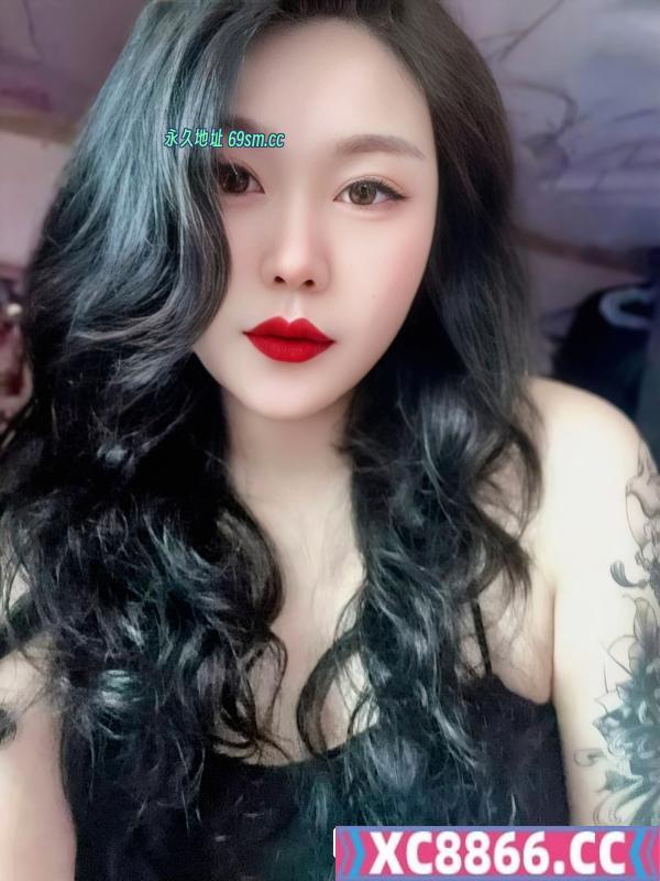 巨乳红唇性感贝贝