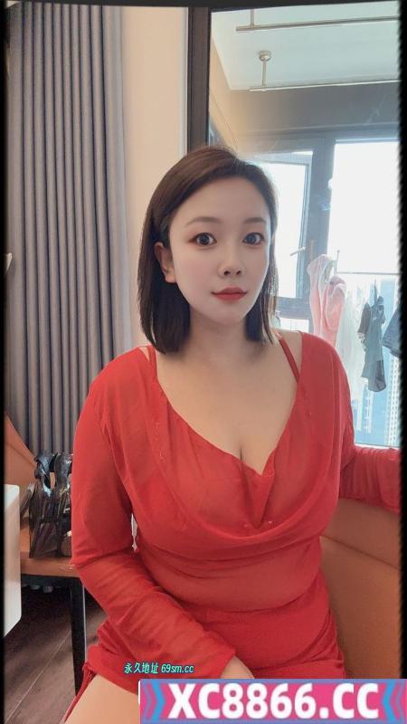 雨花大胸妖姬
