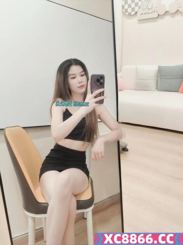 蜀山深喉舌吻身材好