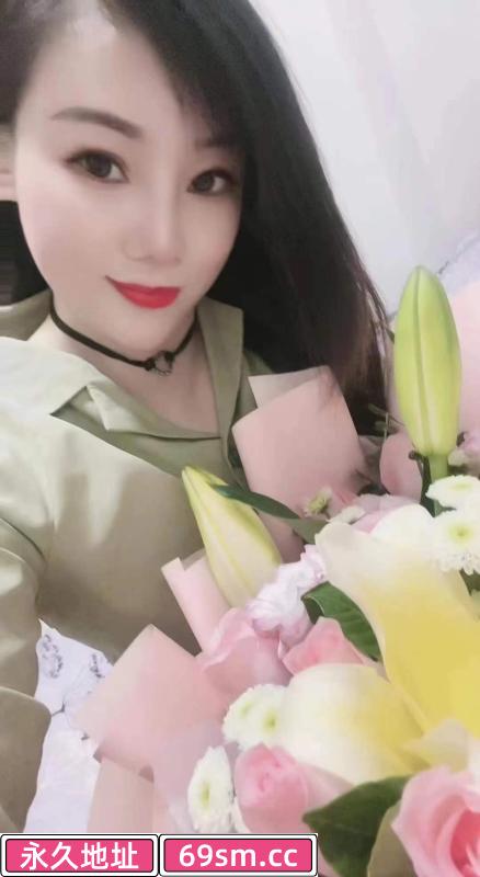后入微胖妹妹很爽