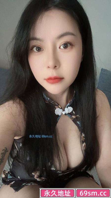 翘臀健身妹