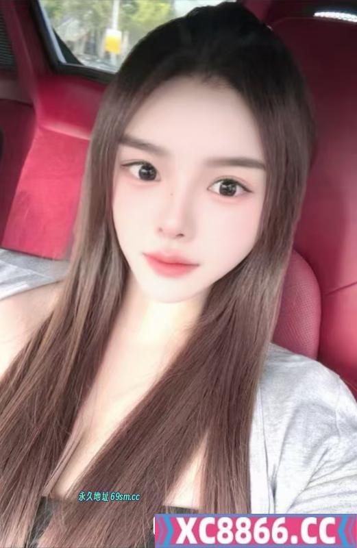 返食乳神小姐姐