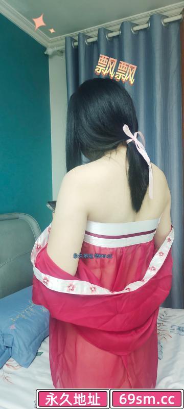 电视塔汉服飘飘