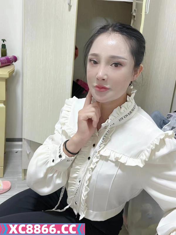 鼓楼地铁站风骚少妇