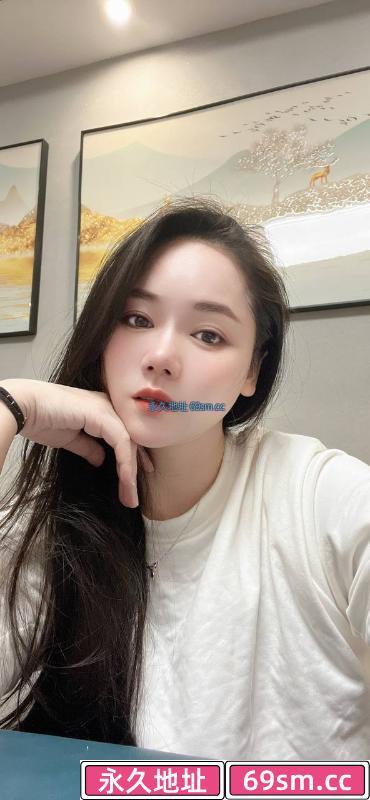 丰满服务丰臀乐乐
