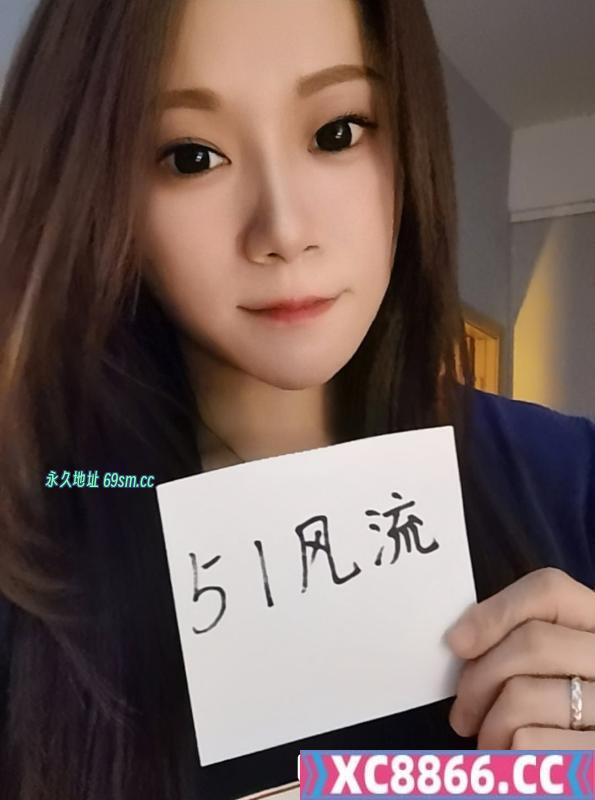 龙华丰满性感美女