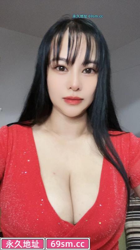 东晓南大奶少妇