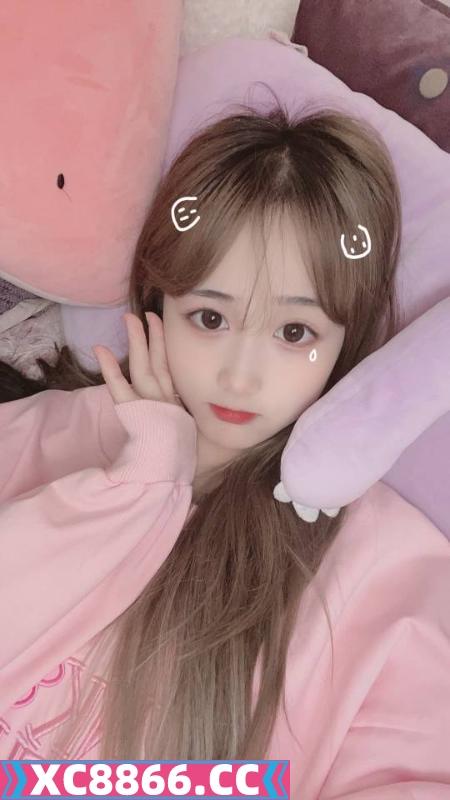 清扬路年轻女孩