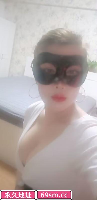 天津巨乳少妇