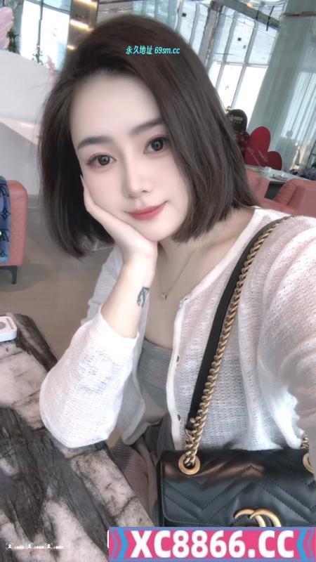 包河短发小姐姐