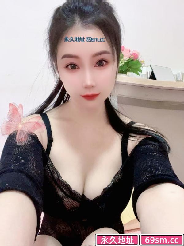 大长腿性感妹子