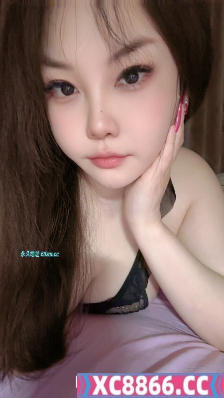 南门胸大美妞