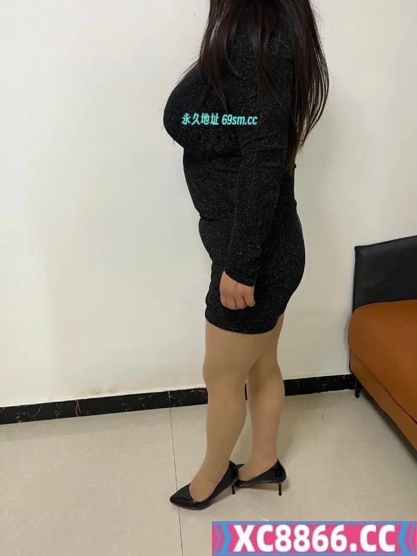 北工大地铁大屁股熟女
