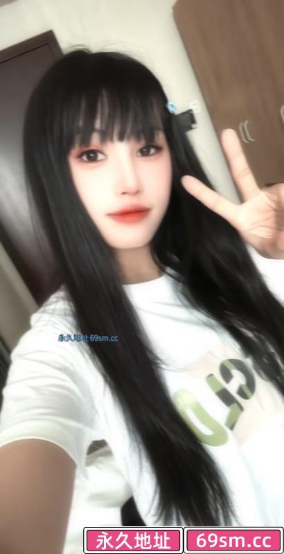 江岸小美
