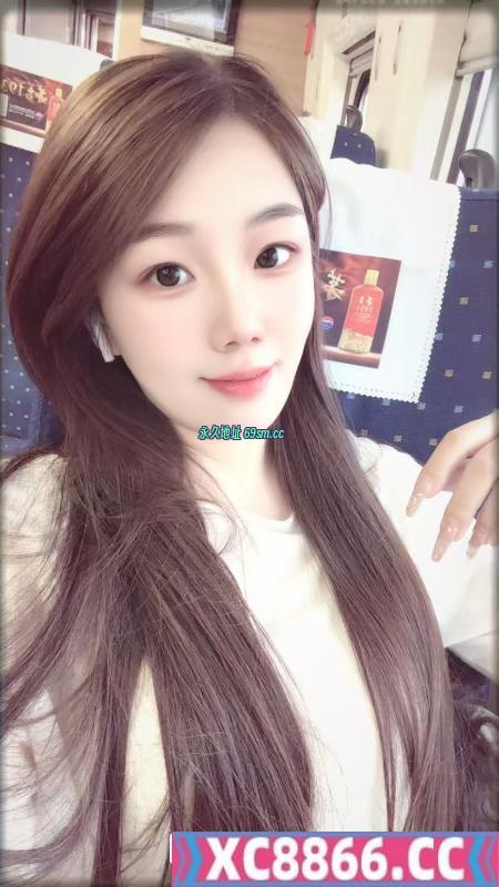 清纯特骚反差小嫂子
