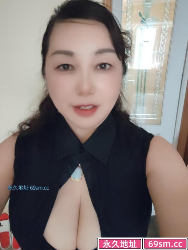 秀姐肉丝巨臀