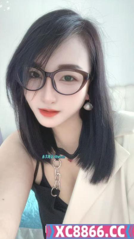 深喉锁喉女神
