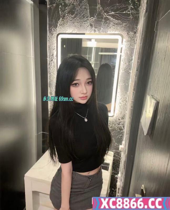 丰满翘臀老师口活好