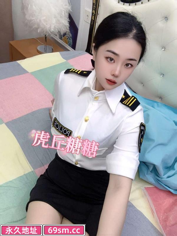 制服小妞 糖糖