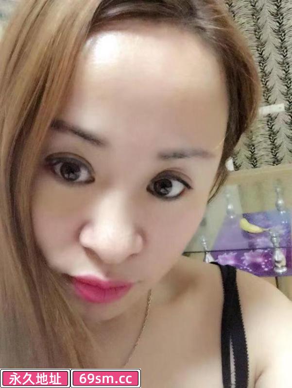 解渴骚妇