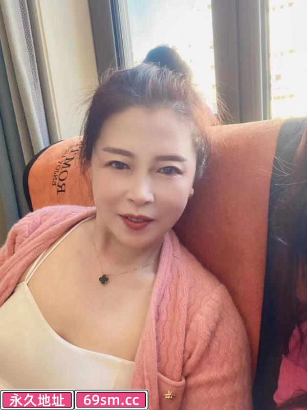 常营便宜熟女少妇