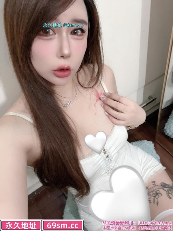 性感制服诱惑婉婉