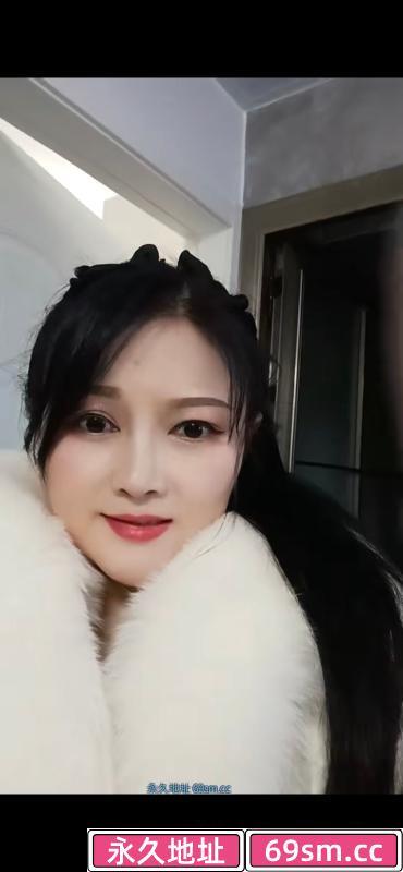 丝袜大长腿草莓